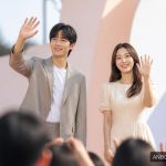 김연아·노홍철, 아침 행사 무대서 나란히 인사